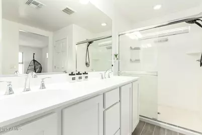 4110 S 58th Lane, Phoenix, AZ 85043 - Photo 13