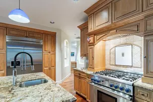 5130 N 32nd Pl, Phoenix, AZ 85018 - Photo 11
