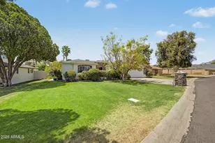 5130 N 32nd Pl, Phoenix, AZ 85018 - Photo 37