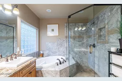 5130 N 32nd Place, Phoenix, AZ 85018 - Photo 17