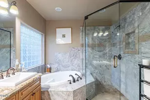 5130 N 32nd Pl, Phoenix, AZ 85018 - Photo 17