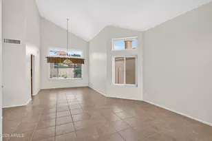 310 E Vaughn Ave, Gilbert, AZ 85234 - Photo 11