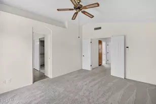 310 E Vaughn Ave, Gilbert, AZ 85234 - Photo 33