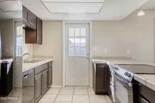 921 E Campus Dr, Tempe, AZ 85282 - Photo 17