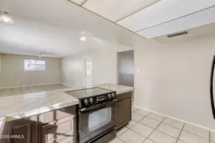 921 E Campus Dr, Tempe, AZ 85282 - Photo 21