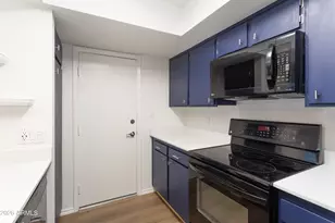 12128 S Eagleman Dr, Phoenix, AZ 85044 - Photo 15