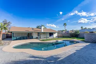 12128 S Eagleman Dr, Phoenix, AZ 85044 - Photo 23