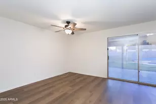 12128 S Eagleman Dr, Phoenix, AZ 85044 - Photo 7