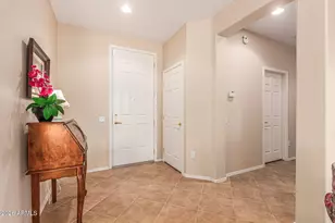 18658 N Paloma Ct, Surprise, AZ 85387 - Photo 5
