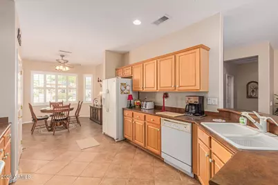 18658 N Paloma Court, Surprise, AZ 85387 - Photo 13