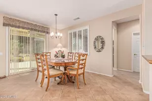 18658 N Paloma Ct, Surprise, AZ 85387 - Photo 9