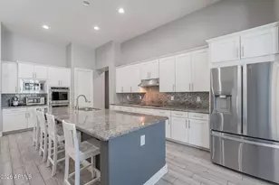 9345 W Robin Ln, Peoria, AZ 85383 - Photo 7