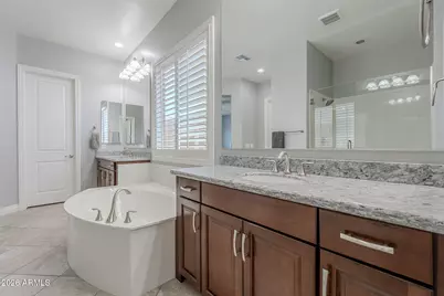 9345 W Robin Lane, Peoria, AZ 85383 - Photo 19