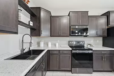 18638 W Carlota Lane, Surprise, AZ 85387 - Photo 13