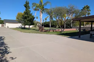 5320 W Tierra Buena Ln, Glendale, AZ 85306 - Photo 5