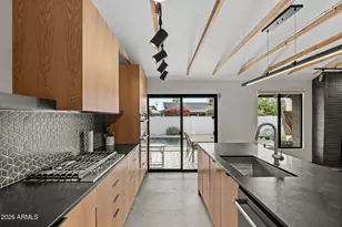 8731 E Starlight Way, Scottsdale, AZ 85250 - Photo 21