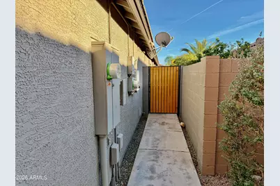 689 E Taylor Trail, San Tan Valley, AZ 85143 - Photo 29