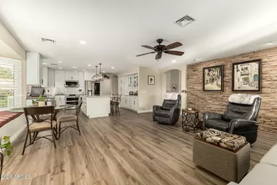 9251 W Oraibi Drive, Peoria, AZ 85382 - Photo 15