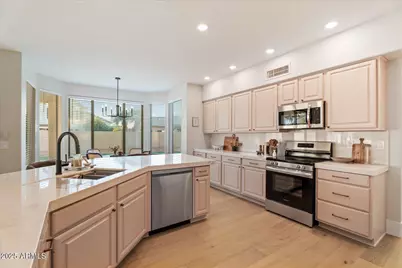 641 W Oriole Way, Chandler, AZ 85286 - Photo 9