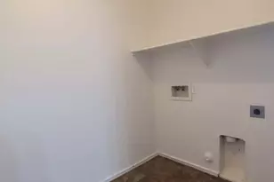 2367 E Huntington Dr, Phoenix, AZ 85040 - Photo 13