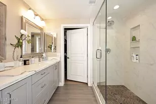 15221 N Clubgate Dr, Scottsdale, AZ 85254 - Photo 23