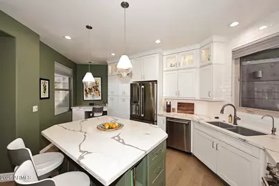 15221 N Clubgate Drive #1058, Scottsdale, AZ 85254 - Photo 11