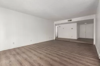 5055 W Vogel Avenue, Glendale, AZ 85302 - Photo 5