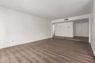 5055 W Vogel Ave, Glendale, AZ 85302 - Photo 5