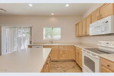 22507 N 31st Avenue #30, Phoenix, AZ 85027 - Photo 11