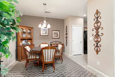 13137 N 87th Drive, Peoria, AZ 85381 - Photo 11