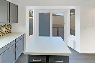 908 E Wahalla Ln, Phoenix, AZ 85024 - Photo 13