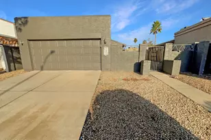 908 E Wahalla Ln, Phoenix, AZ 85024 - Photo 1