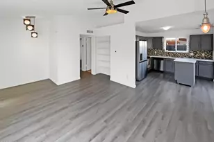 908 E Wahalla Ln, Phoenix, AZ 85024 - Photo 11