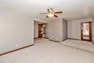 15620 North 8th St, Phoenix, AZ 85022 - Photo 11