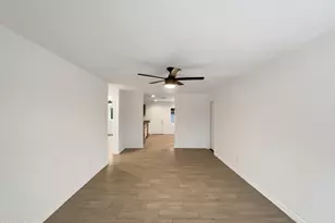 1838 W Alta Vista Rd, Phoenix, AZ 85041 - Photo 7