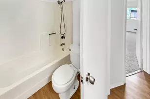 8605 N 67th Ln, Peoria, AZ 85345 - Photo 11