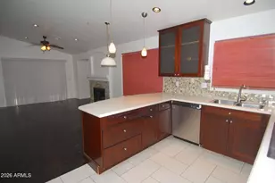 5961 W Saragosa Ct, Chandler, AZ 85226 - Photo 7