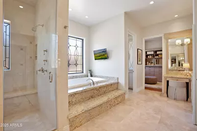 9236 N 52nd Place, Paradise Valley, AZ 85253 - Photo 21