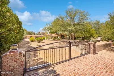 9236 N 52nd Place, Paradise Valley, AZ 85253 - Photo 43