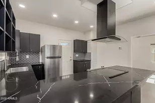 125 N 11th Ave, Phoenix, AZ 85007 - Photo 13