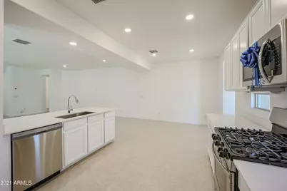 16556 W Alameda Road, Surprise, AZ 85387 - Photo 11