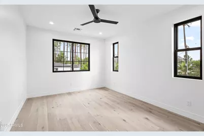 4419 N 43rd Place, Phoenix, AZ 85018 - Photo 23