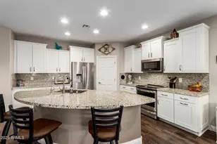 7811 W Silver Spring Way, Florence, AZ 85132 - Photo 5