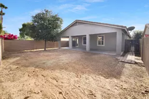 946 E Leslie Ave, San Tan Valley, AZ 85140 - Photo 5