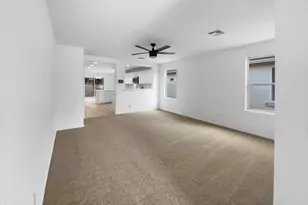 946 E Leslie Ave, San Tan Valley, AZ 85140 - Photo 3