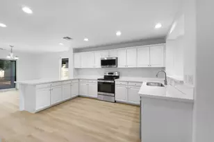 946 E Leslie Ave, San Tan Valley, AZ 85140 - Photo 11