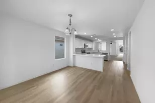 946 E Leslie Ave, San Tan Valley, AZ 85140 - Photo 9