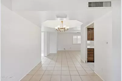 4531 W Greenway Road, Glendale, AZ 85306 - Photo 9