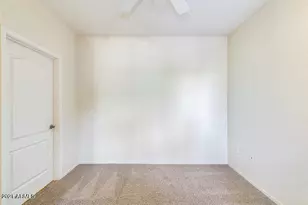 2929 W Yorkshire Dr, Phoenix, AZ 85027 - Photo 9