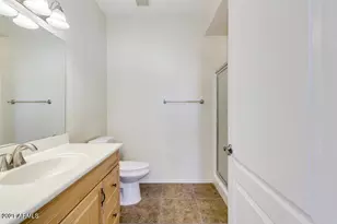 2929 W Yorkshire Dr, Phoenix, AZ 85027 - Photo 7